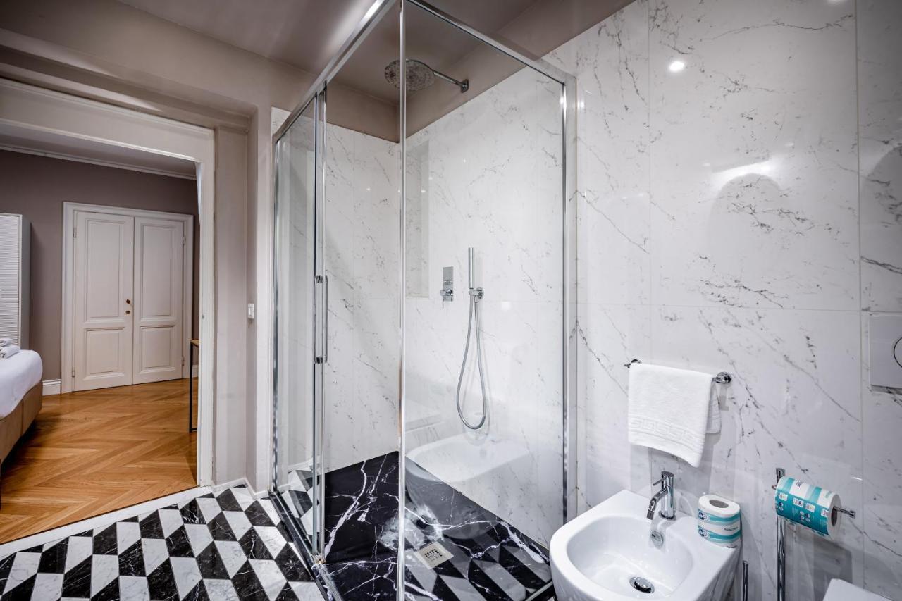 Hs4U Ricasoli Luxury Apartment Near Duomo N. 3 Firenze Eksteriør billede