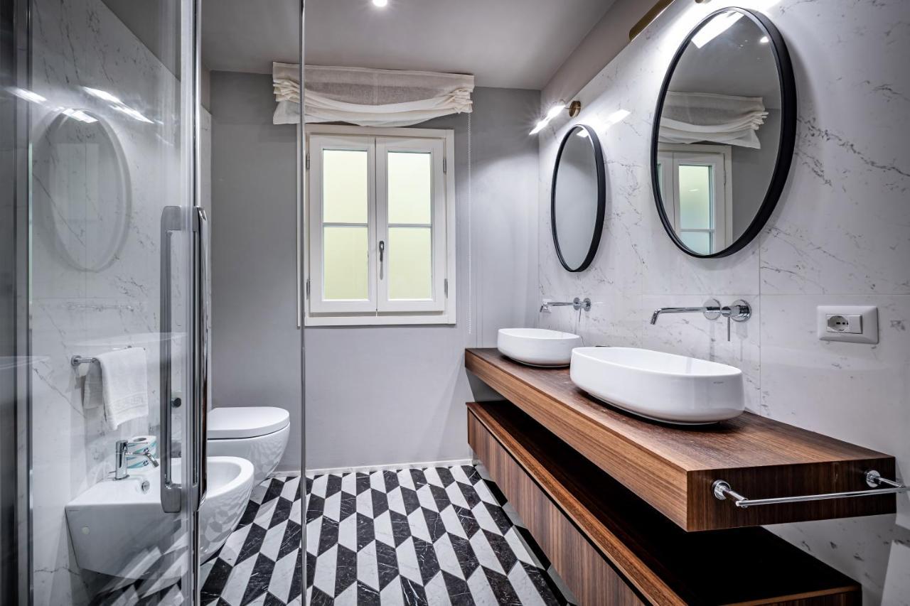 Hs4U Ricasoli Luxury Apartment Near Duomo N. 3 Firenze Eksteriør billede